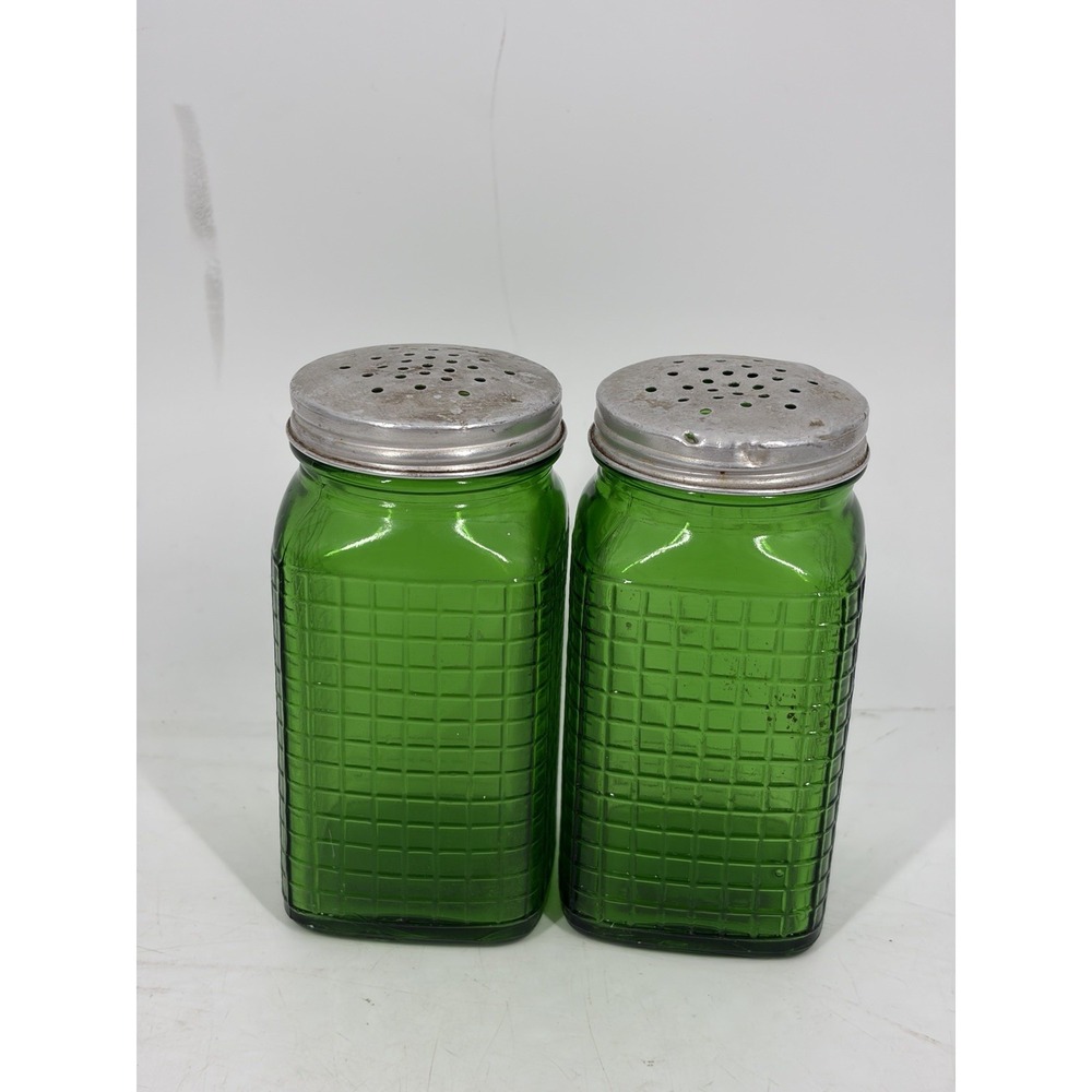 Vintage Owens Illinois Green Depression Glass Salt & Pepper Shakers Waffle 1930s